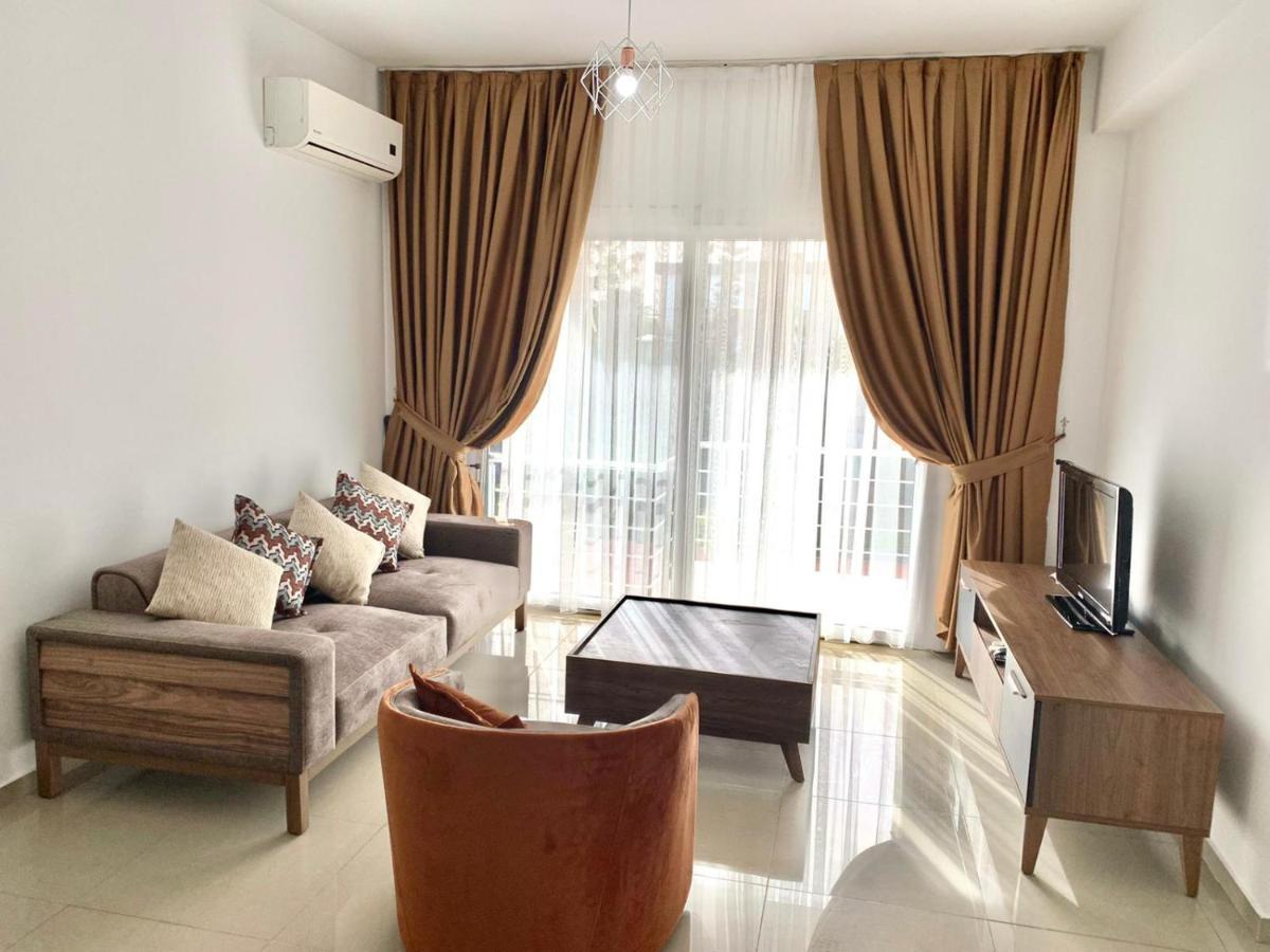 Luxury Two-Bedroom Apartment In Amazing Place Lukomorye E5 Karavas  Ngoại thất bức ảnh